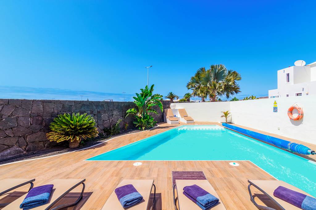 ACE_79761_Villa_Perla_Playa_Blanca_0824_01.jpg