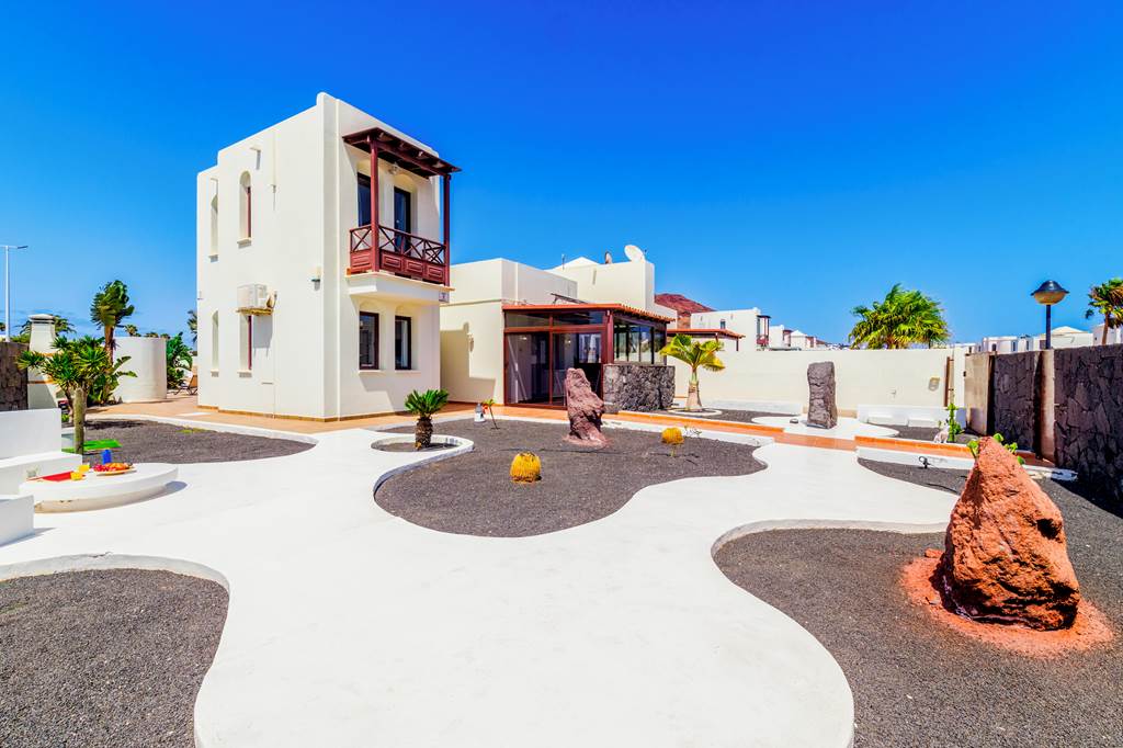 ACE_79761_Villa_Perla_Playa_Blanca_0824_06.jpg