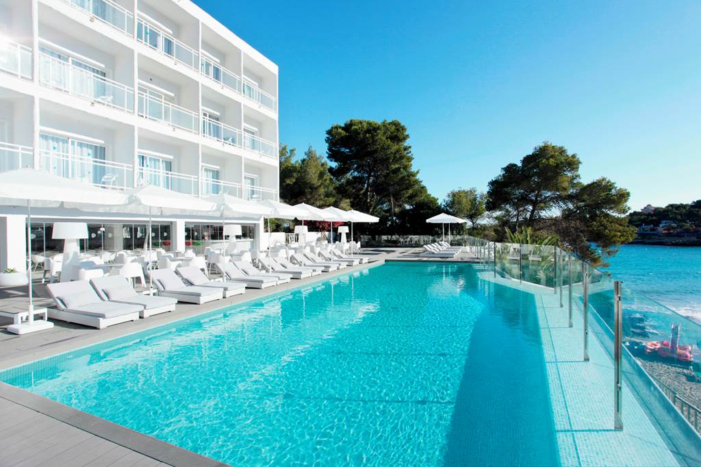 IBZ_86210_Grupotel_Ibiza_Beach_1023_19.jpg