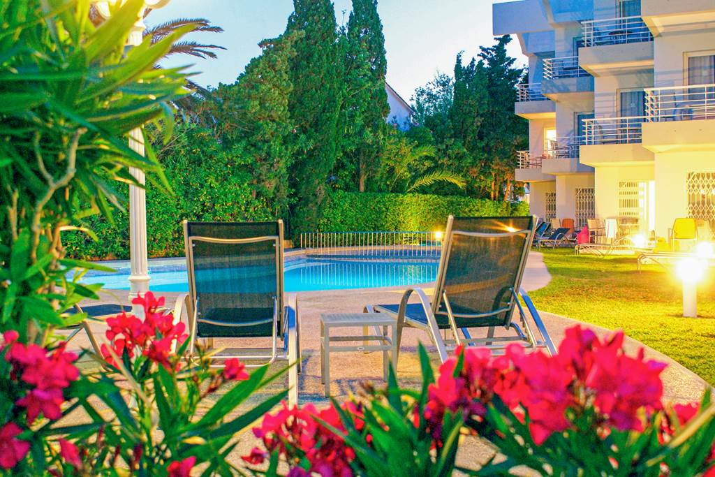 PMI_70891_Bellamar_Apartments_0723_05.jpg