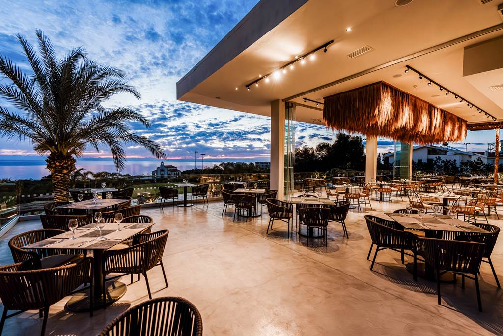 LCA_84829_Cavo_Zoe_Seaside_Hotel_0124_06.jpg
