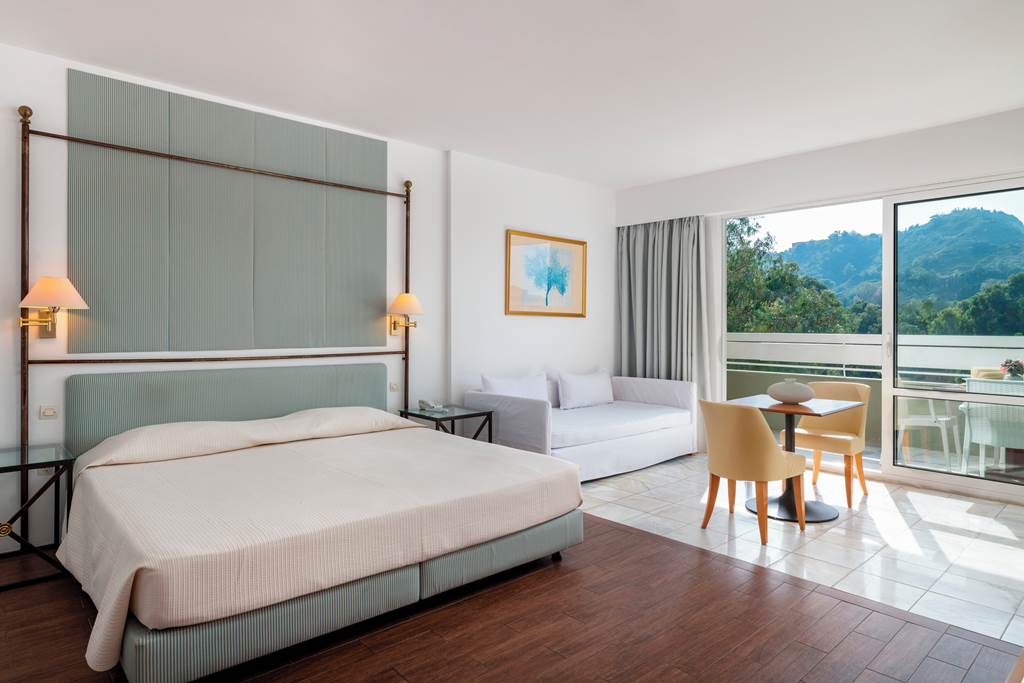 RHO_70079_Dionysos_Hotel_-_Ixia_1224_08.jpg