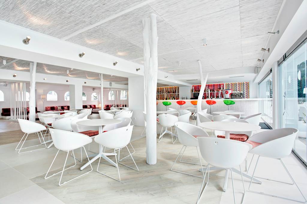 IBZ_86210_Grupotel_Ibiza_Beach_1023_10.jpg