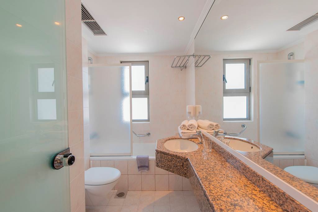RHO_69596_Belair_Beach_Hotel_0824_15.jpg