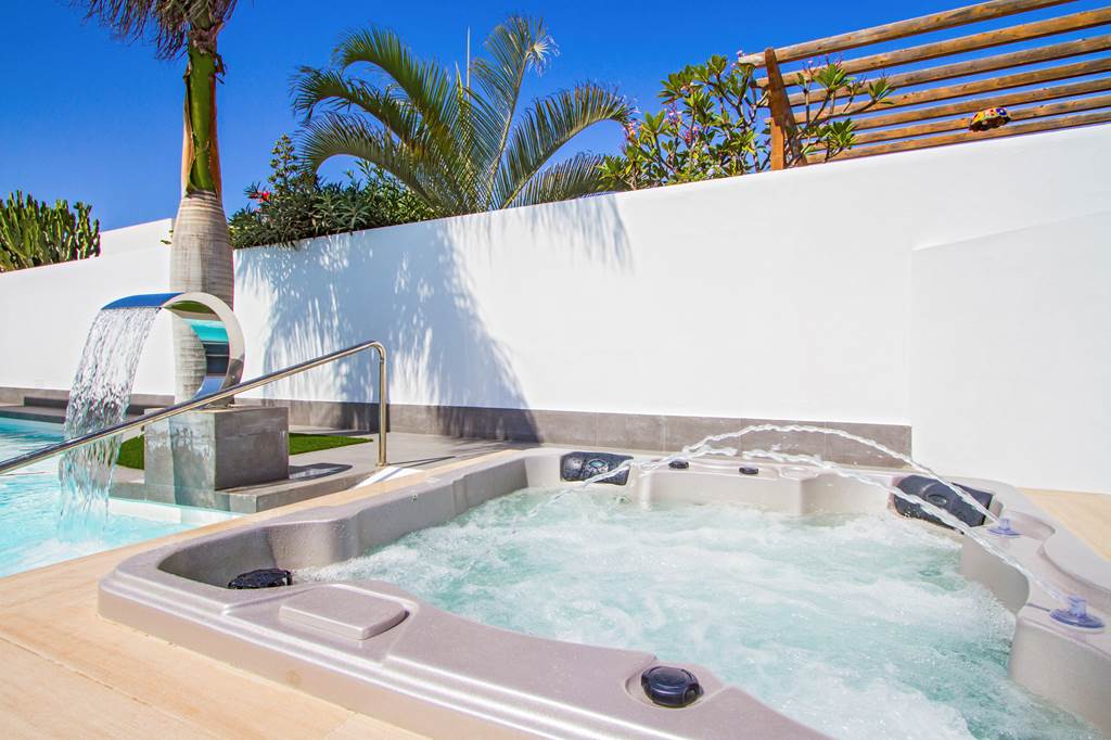 ACE_77457_dream_villa_1217_09.jpg