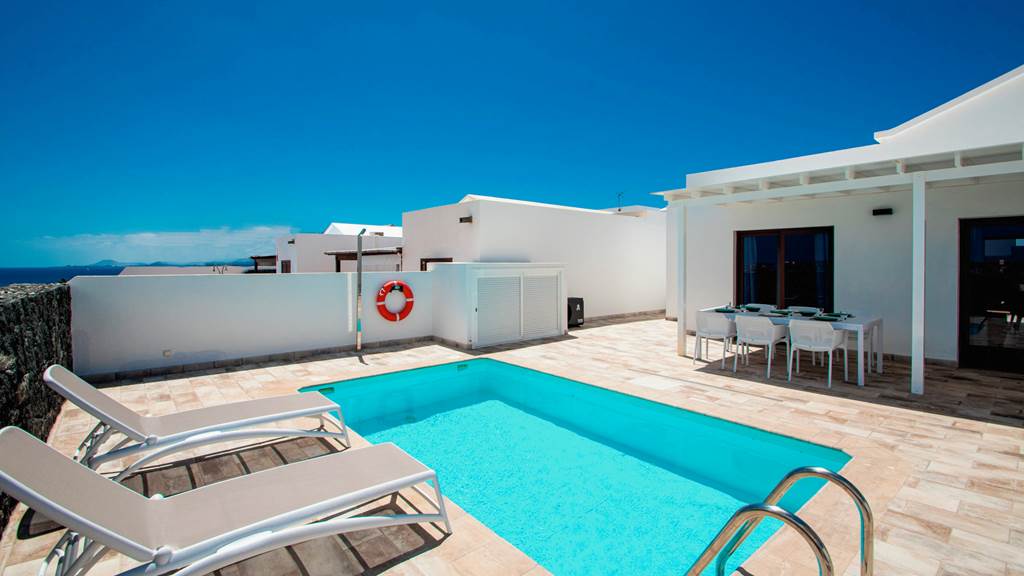 ACE_86447_Ereza_Villas_LA_Granja_-_Three_Bedroom_Villa_1123_05.jpg