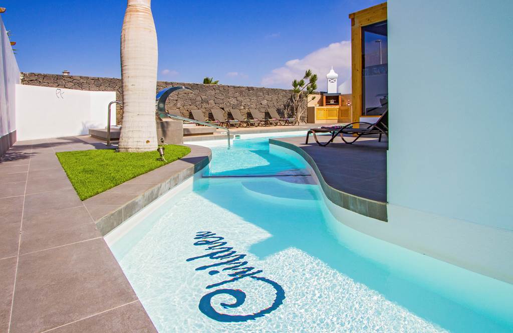 ACE_77457_dream_villa_1217_07.jpg