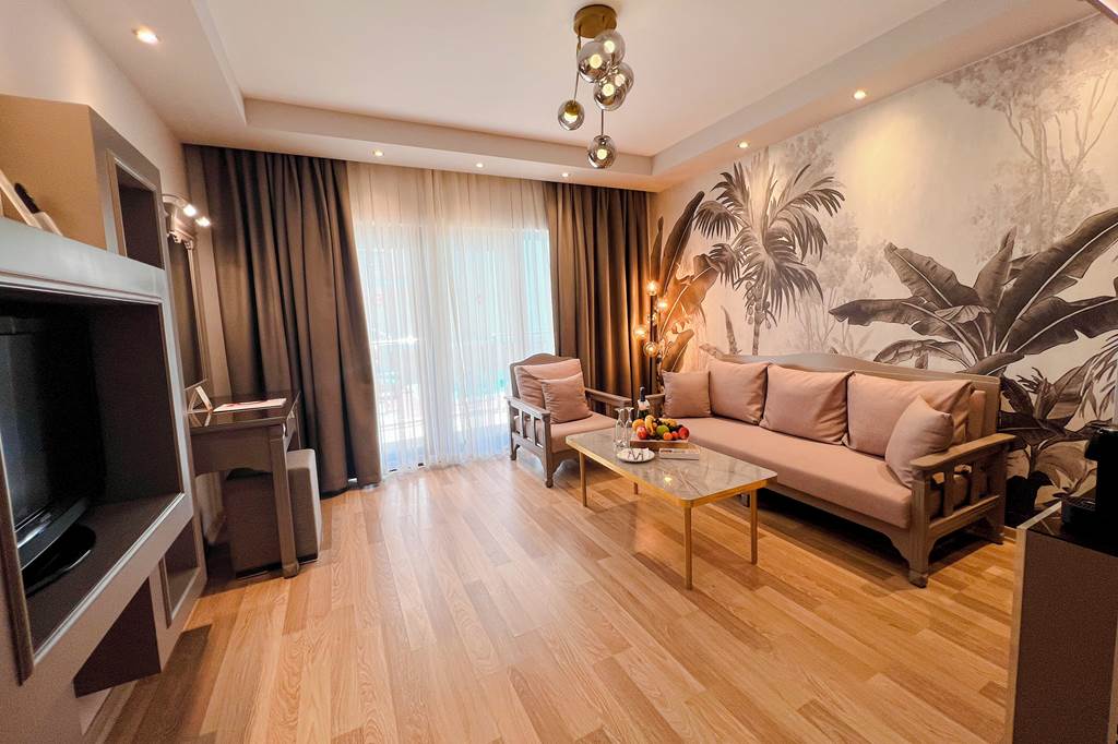 AYT_72226_Club_Hotel_Turan_Prince_World_1223_02.jpg