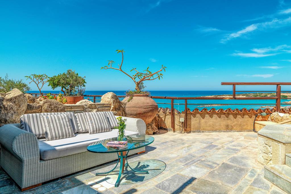 PFO_3174_Coral_Beach_Hotel_&_Resort_1123_17.jpg