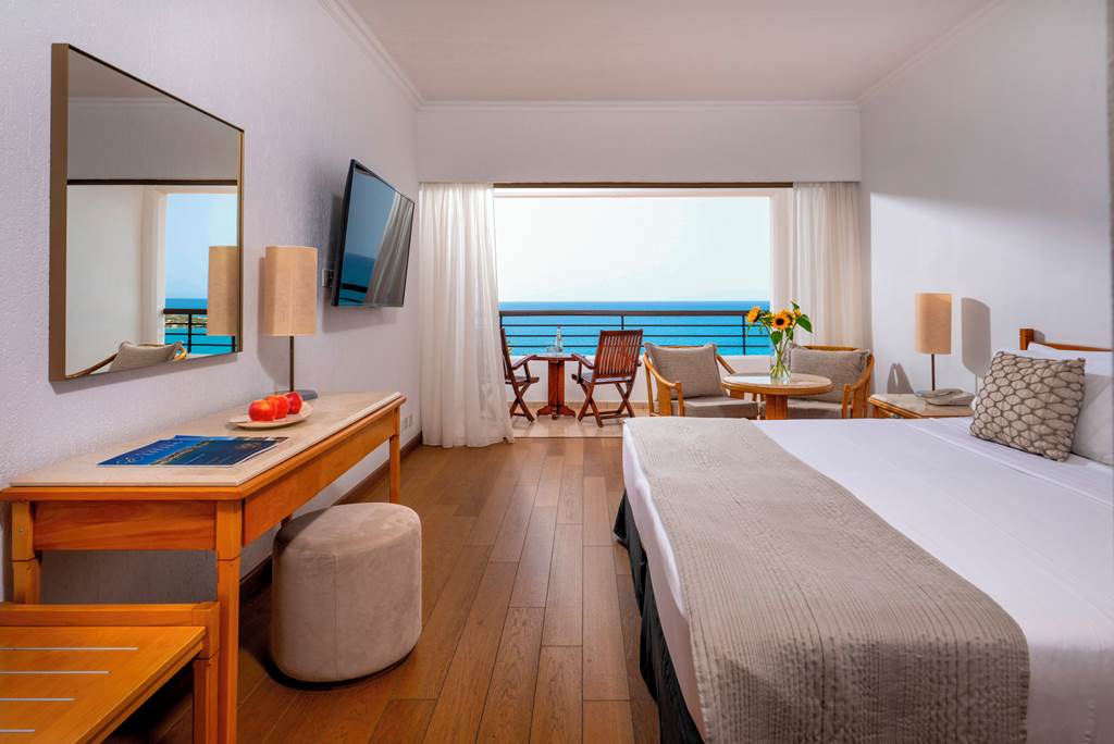 PFO_3174_Coral_Beach_Hotel_&_Resort_0624_08.jpg
