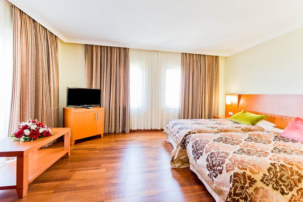 AYT_77321_Club_Calimera_Serra_Palace_1017_06.jpg