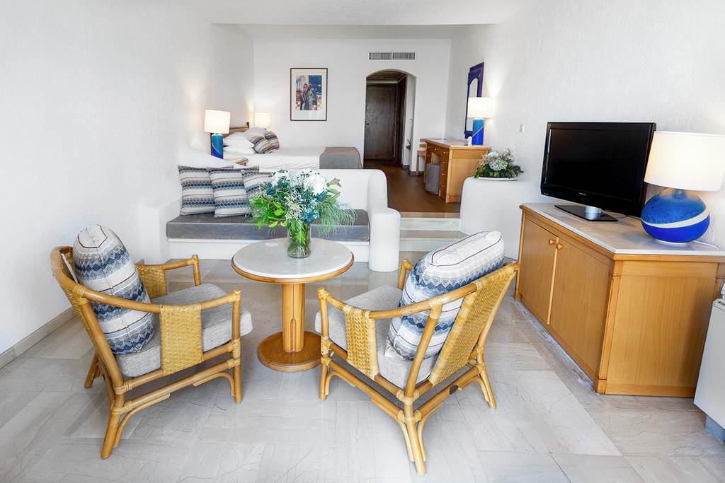 PFO_3174_Coral_Beach_Hotel_&_Resort_1123_27.jpg