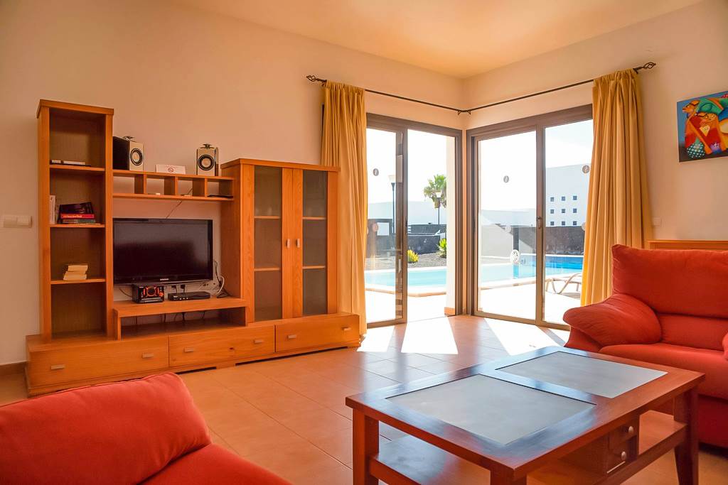 ACE_80909_Villas_Blancas_-_Four_Bedroom_Villa_with_Heated_Pool_0919_01.jpg