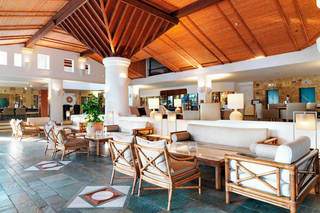 PFO_3174_Coral_Beach_Hotel_&_Resort_1123_43.jpg