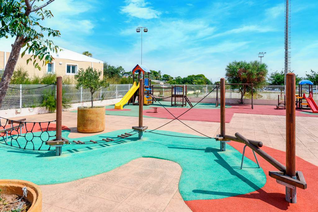 MAH_480_Isla_del_Aire_Apartments_0923_12.jpg