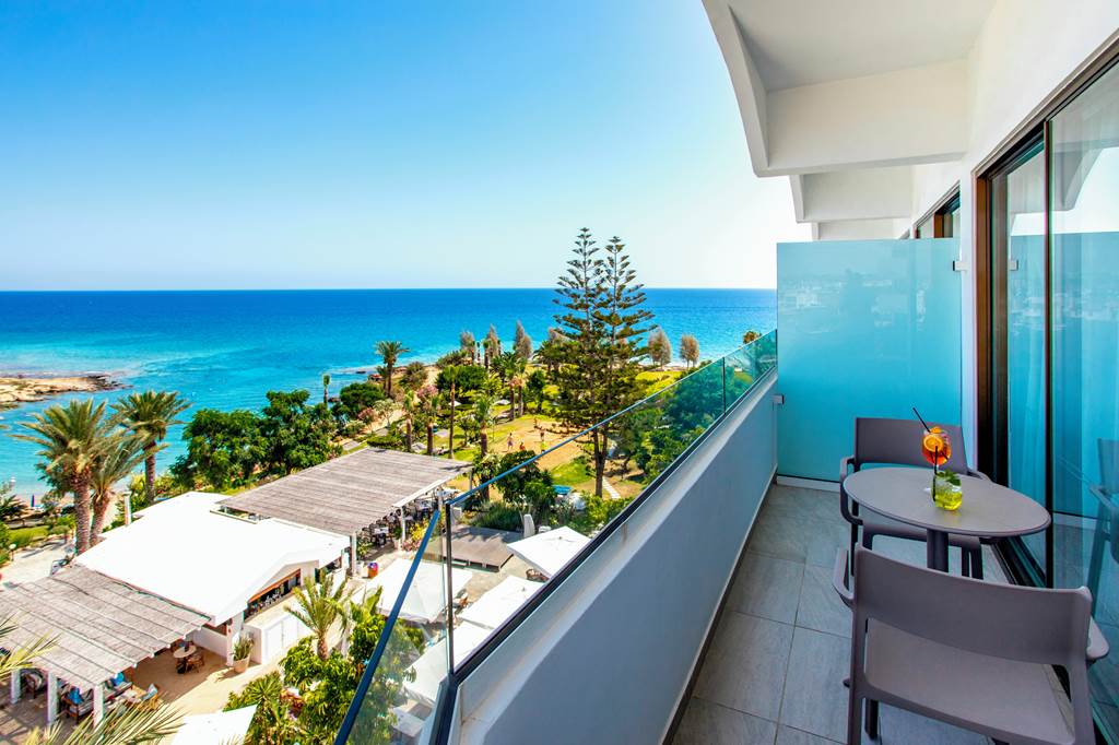 LCA_70841_Crystal_Springs_Beach_Hotel_0724_21.jpg