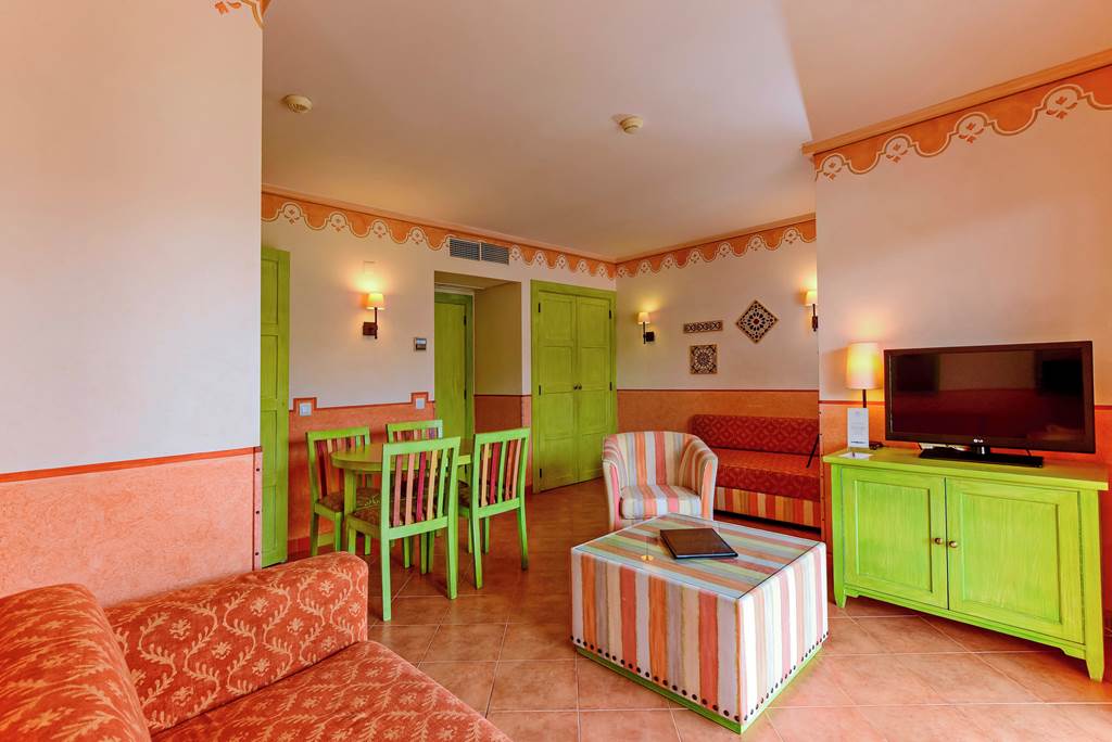 FAO_79047_Grande_Real_Santa_Eulalia_Apartments_0820_02.jpg