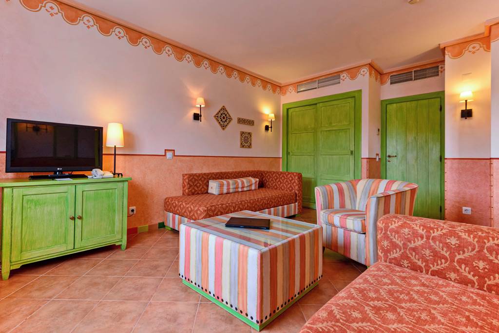 FAO_79047_Grande_Real_Santa_Eulalia_Apartments_0820_04.jpg