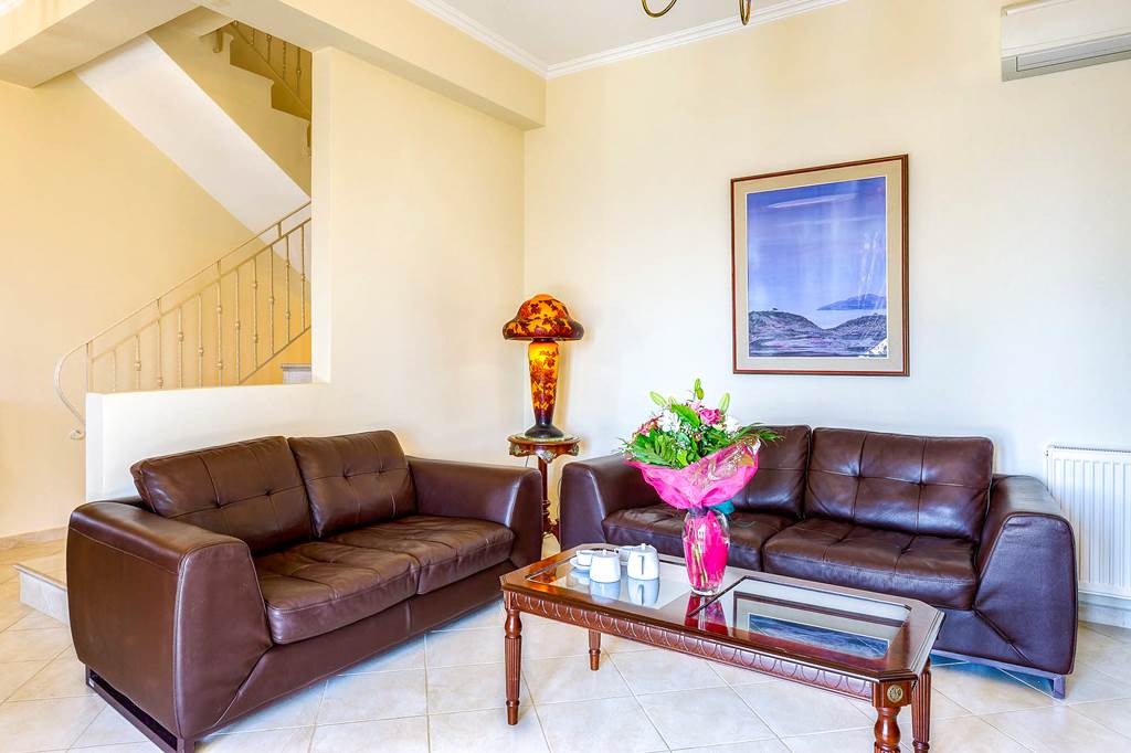 EFL_75474_Villa_Kalithea_0317_14.jpg