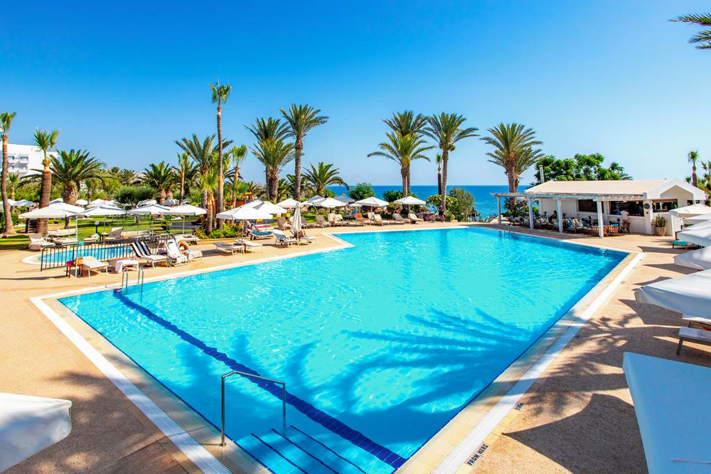 LCA_70841_Crystal_Springs_Beach_Hotel_0724_09.jpg