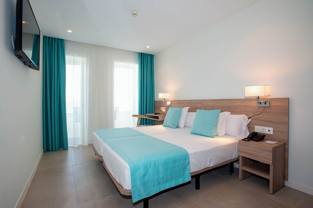 PMI_79756_Hotel_Marina_Drach_0723_05.jpg