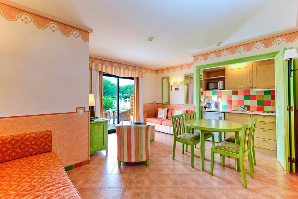 FAO_79047_Grande_Real_Santa_Eulalia_Apartments_0820_03.jpg
