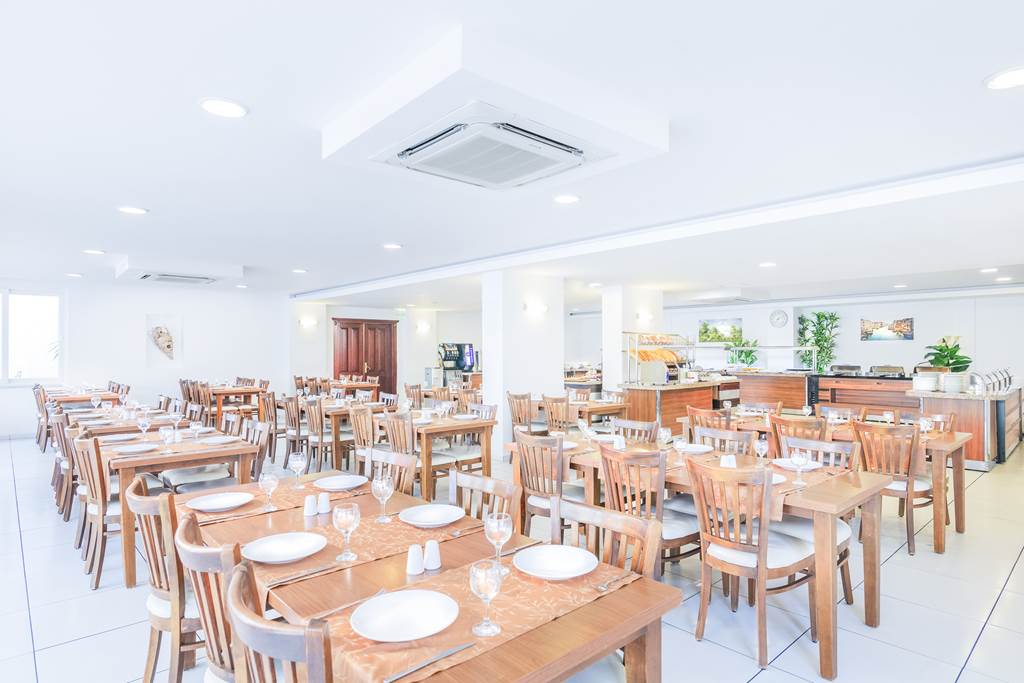 BJV_70850_Club_Shark_Hotel_0917_09.jpg