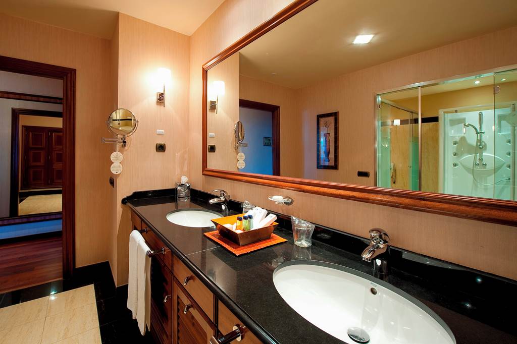 AGP_69575_Elba_Estepona_Gran_Hotel_&_Thalasso_Spa_0623_06.jpg