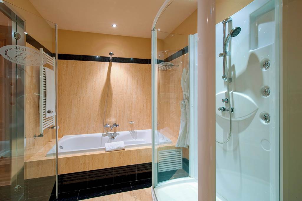 AGP_69575_Elba_Estepona_Gran_Hotel_&_Thalasso_Spa_0623_05.jpg