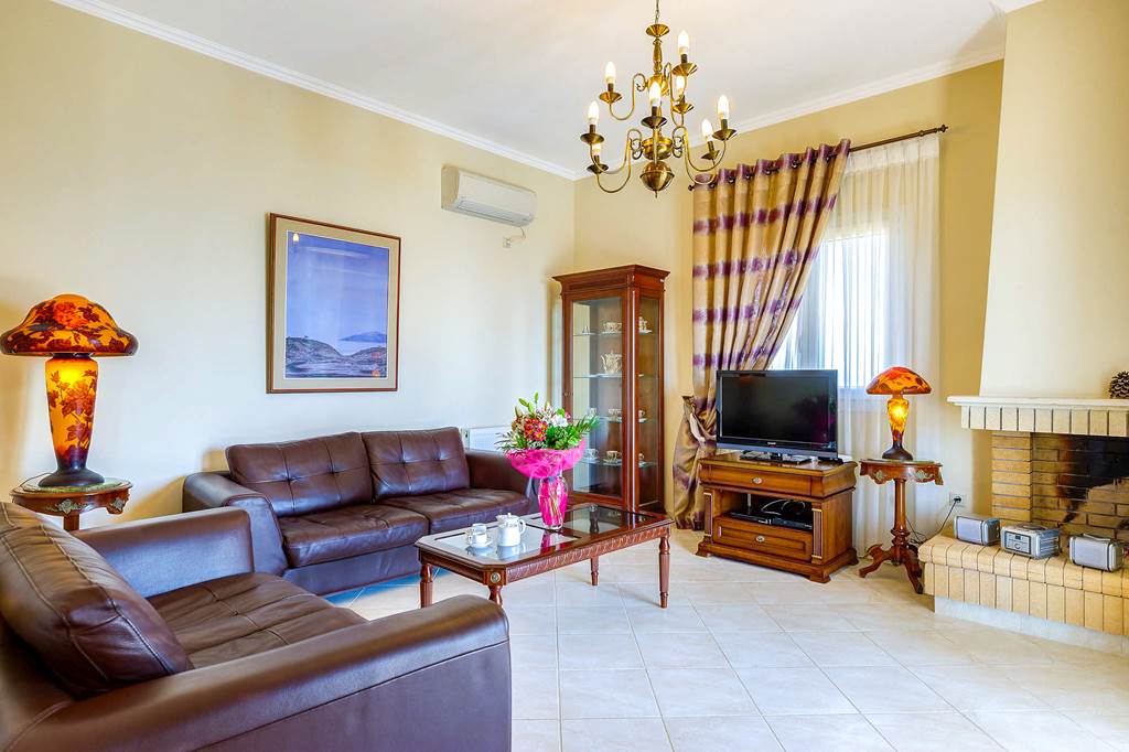 EFL_75474_Villa_Kalithea_0317_07.jpg