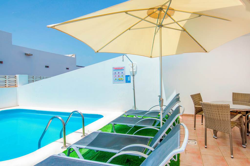 ACE_75760_Villas_Puerto_Rubicon_-_Two_Bedroom_Villa_for_2_1119_04.jpg