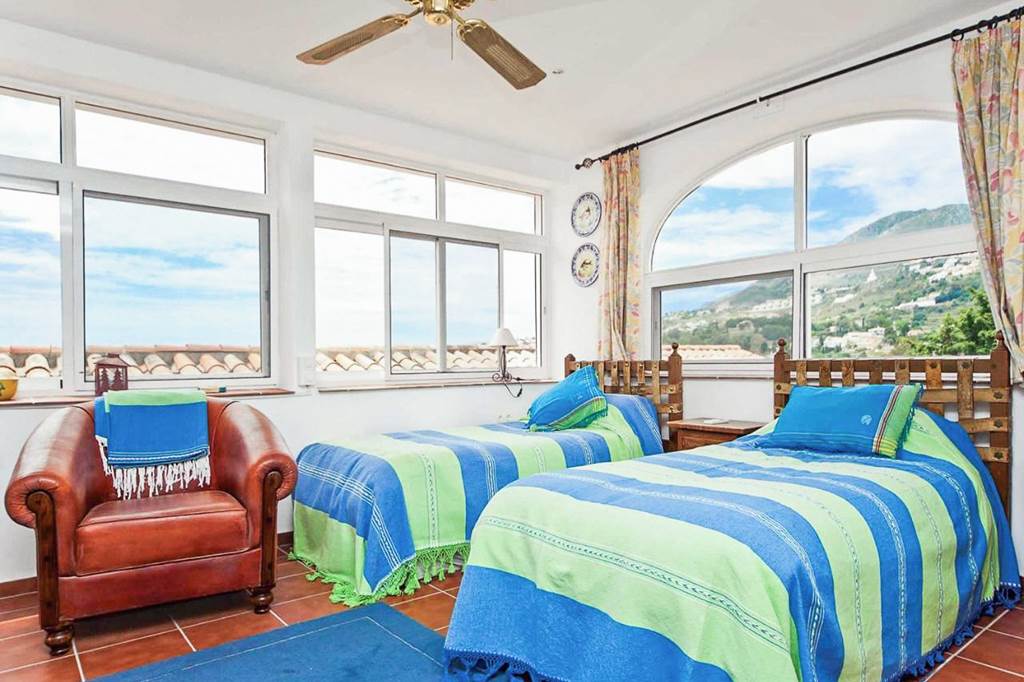 AGP_86807_Villa_Frondega_Benalmadena_1223_08.jpg