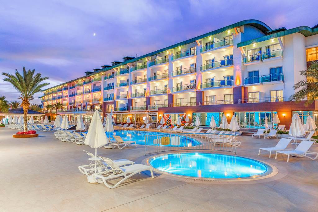 AYT_81677_Corendon_Playa_Kemer_0823_01.jpg