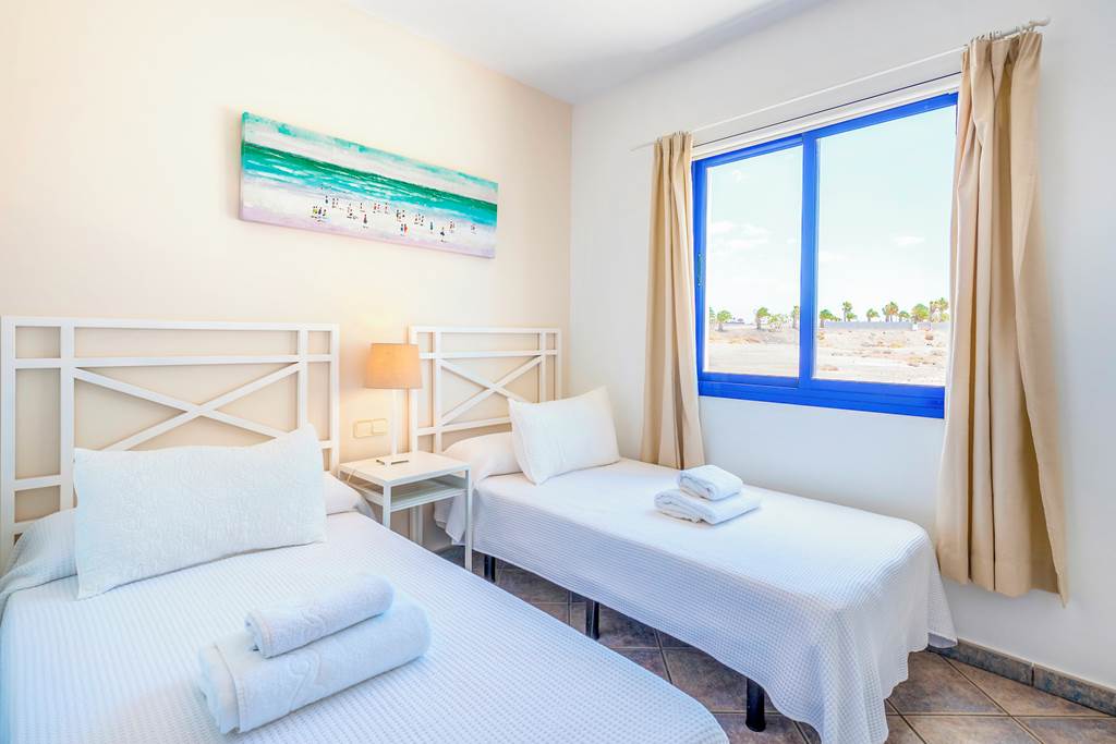 ACE_75761_Villas_Puerto_Rubicon_-_Three_Bedroom_Villa_for_5_1119_08.jpg