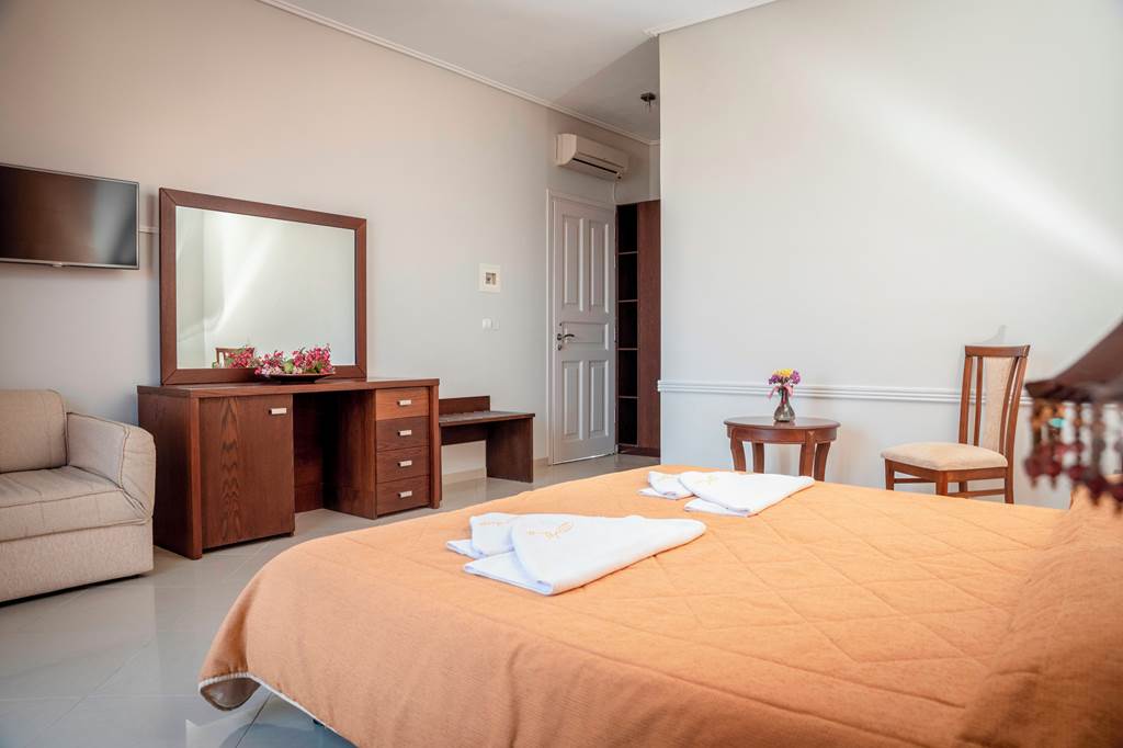 MJT_81328_Alma_Beach_Hotel_1019_24.jpg
