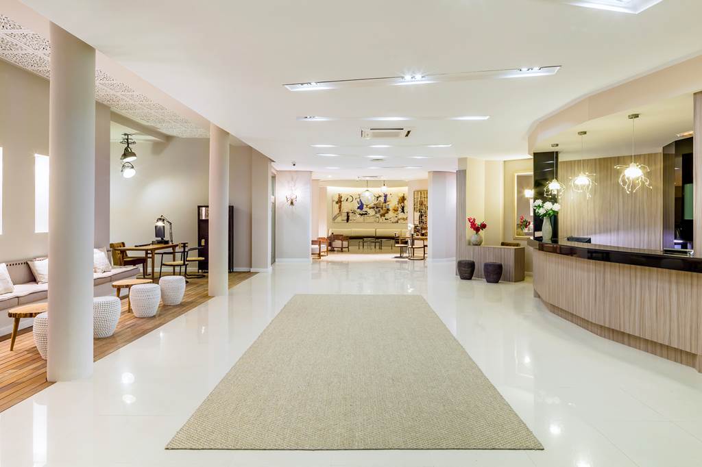 ACE_77345_H10_white_suites_1017_20.jpg