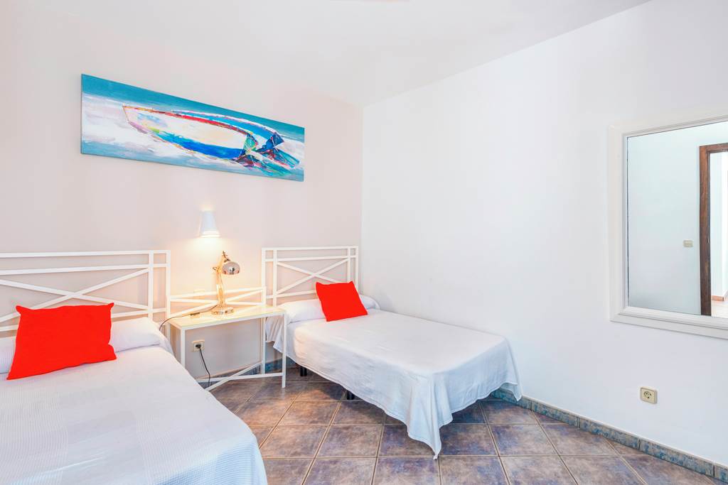 ACE_75760_Villas_Puerto_Rubicon_-_Two_Bedroom_Villa_for_2_1119_07.jpg