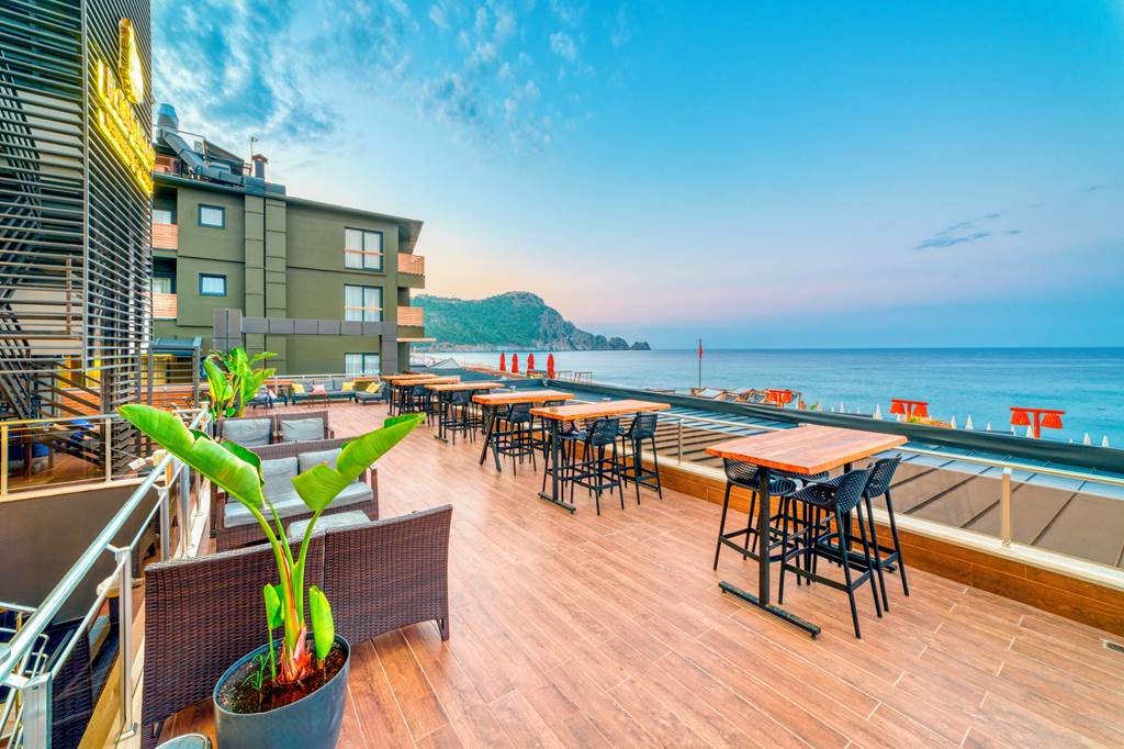 AYT_88502_Royalisa_Palmiye_Beach_Hotel_1124_02.jpg