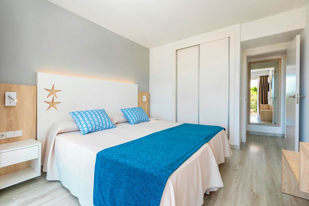 PMI_71138_Cala_D'Or_Playa_Apartments_0121_17.jpg
