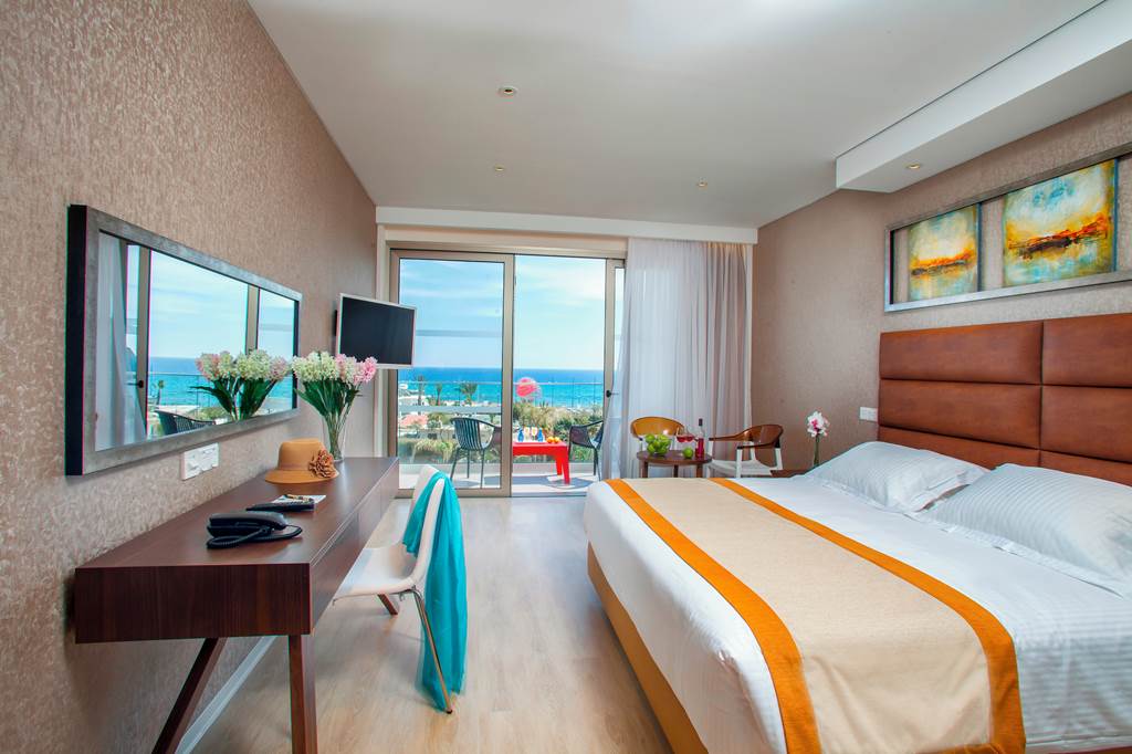 LCA_76929_Faros_Hotel_0421_12.jpg