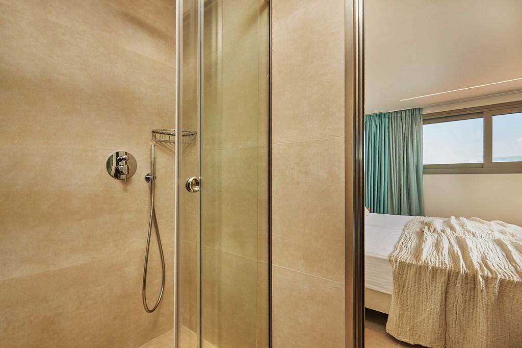 ZTH_82829_Letsos_Hotel_0225_01.jpg