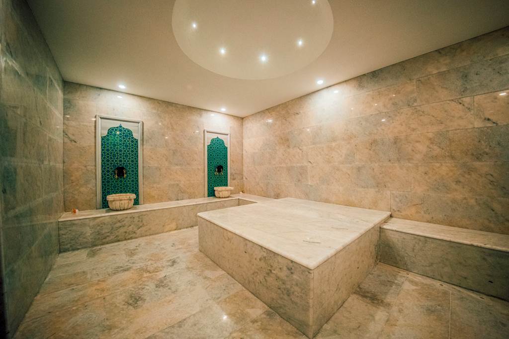 DLM_85896_The_Remote_Hotel_0623_09.jpg