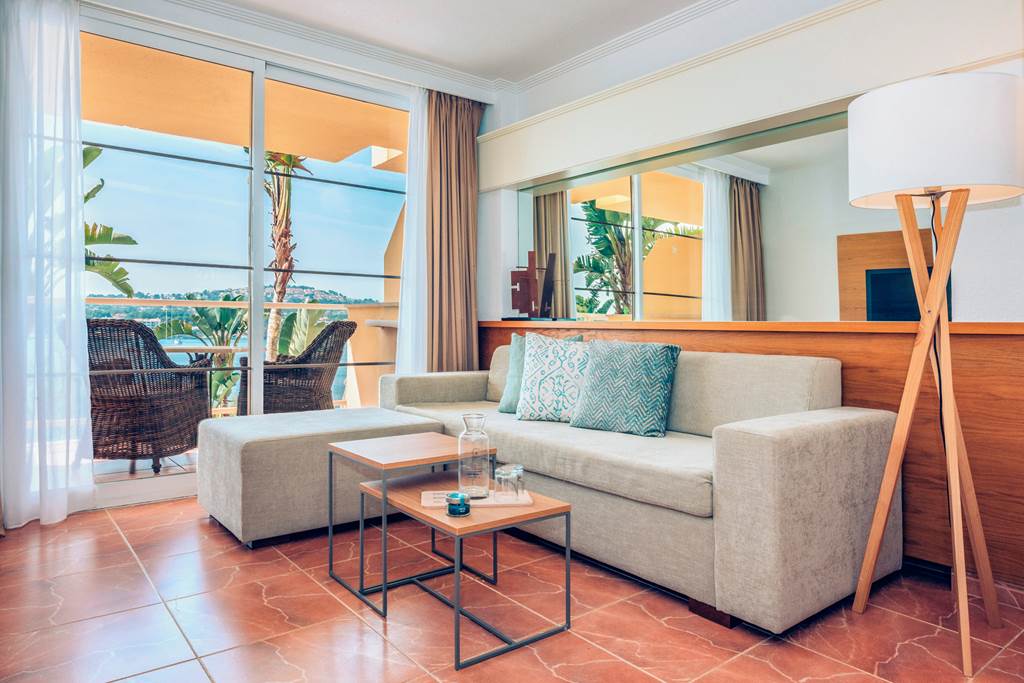 PMI_69517_Iberostar_Jardin_Del_Sol_Suites_1122_13.jpg