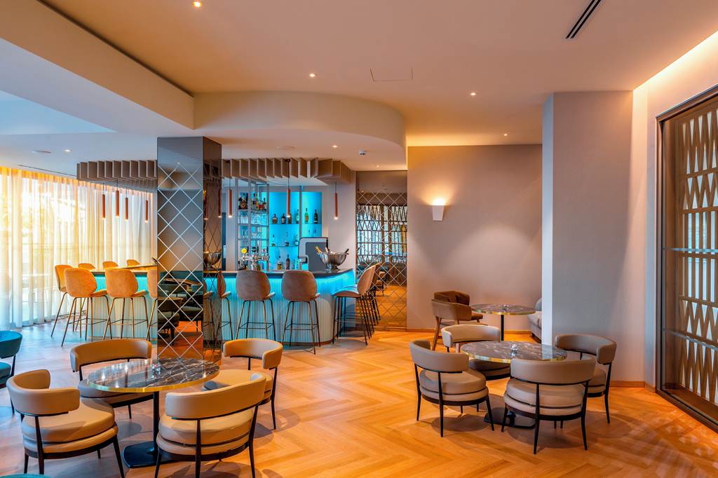 LCA_76929_Faros_Hotel_0421_03.jpg