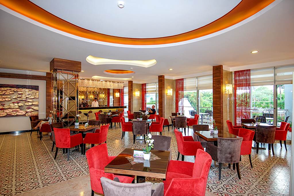 AYT_72057_Grand_Okan_0717_04.jpg