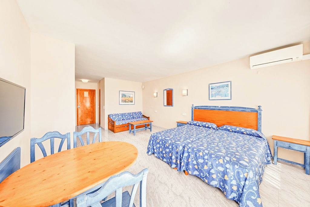 PMI_3304_Vista_Club_Apartments_0724_12.jpg