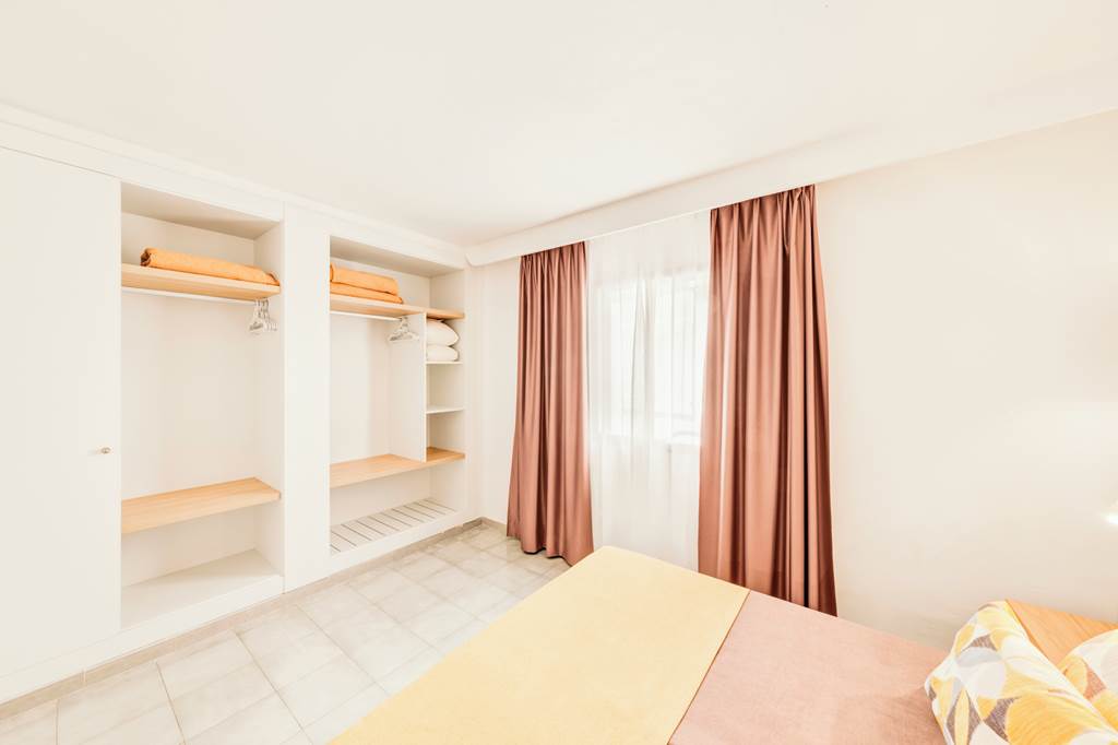 PMI_3304_Vista_Club_Apartments_0724_22.jpg