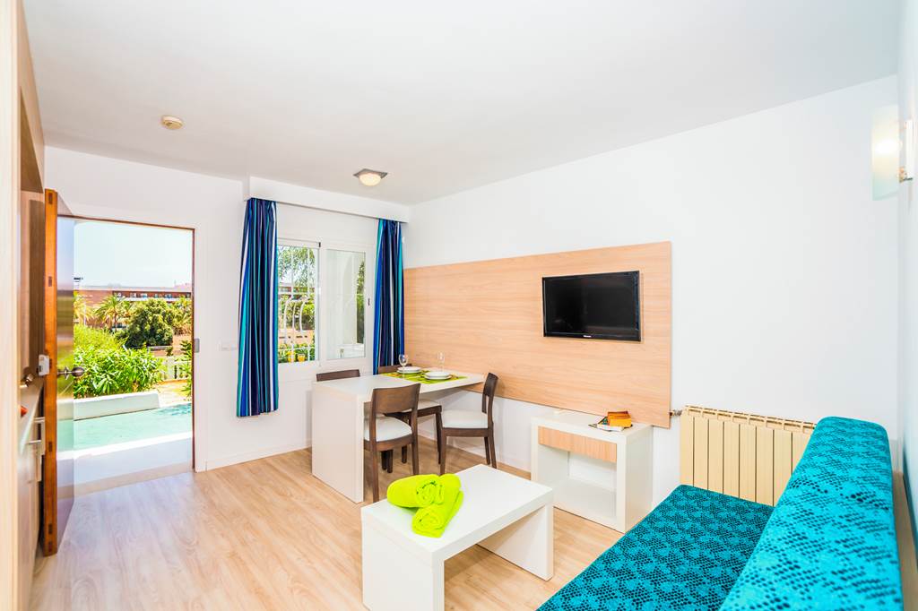 PMI_72596_Holiday_Centre_APTS_1014_06.jpg