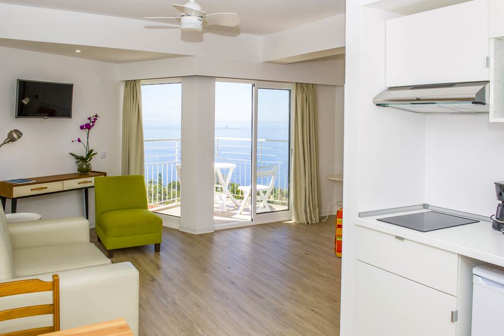 FNC_68585_Apartment_Hotel_Dorisol_Florasol_0722_02.jpg