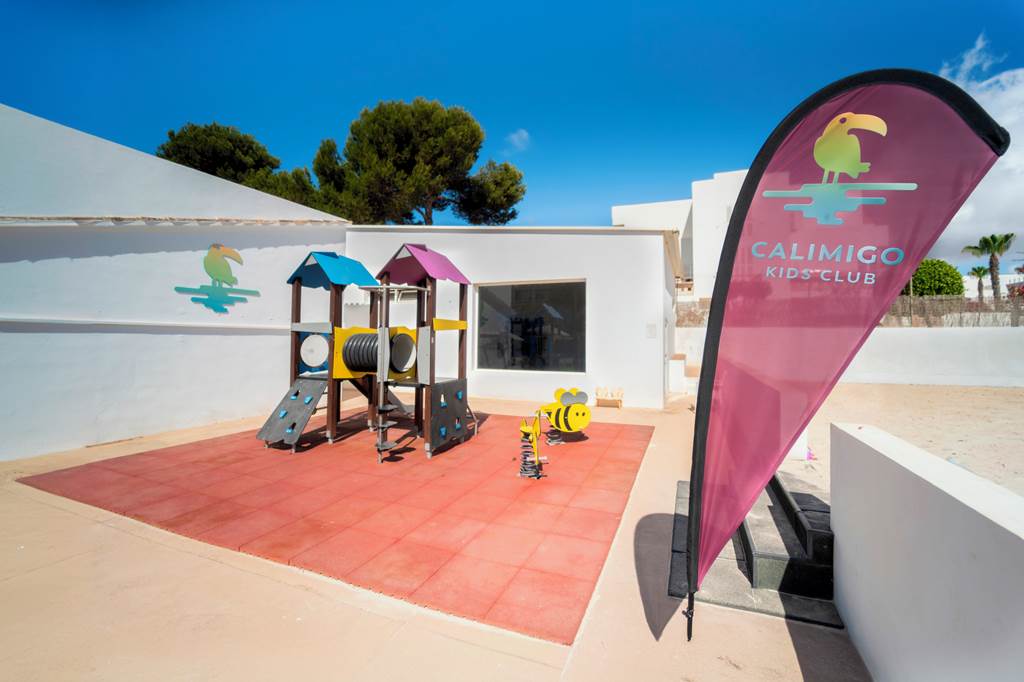 PMI_68883_Calimera_Fido_Gardens_0824_02.jpg
